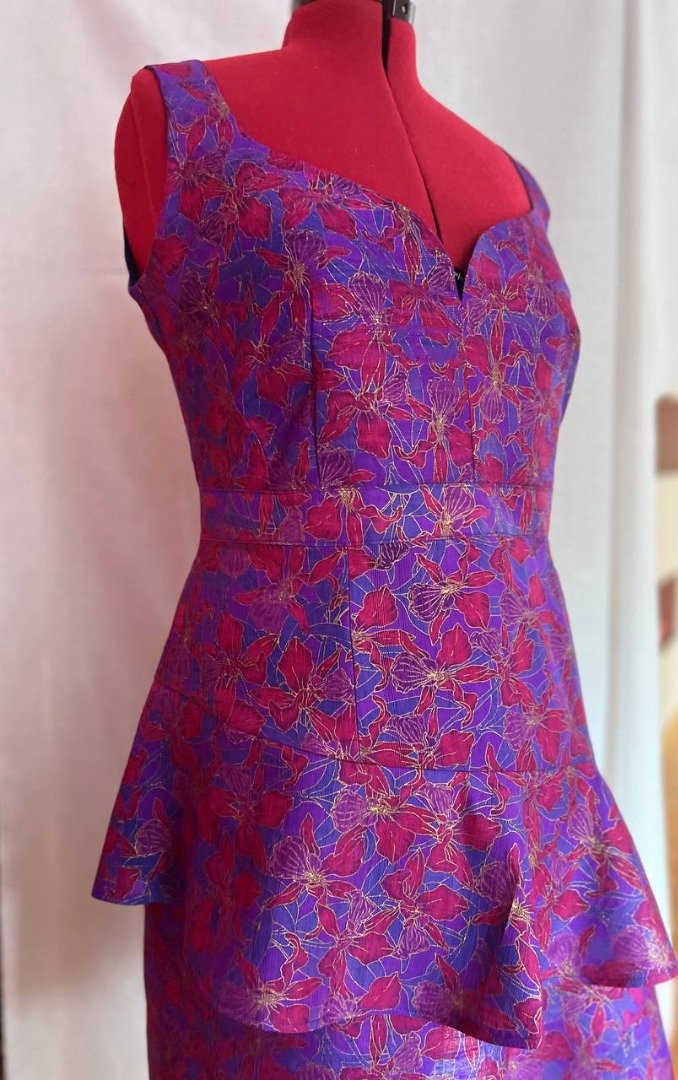 Шелковое платье по выкройке «Алекса» фото