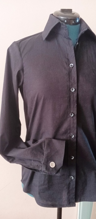 «...На мне черная рубашка...» (Очень нравится эта песня🤭)