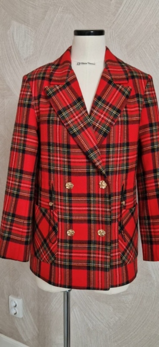 Шотландская клетка в жакете Шерги