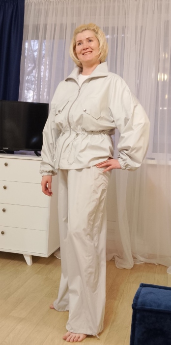 Ветровка Вики