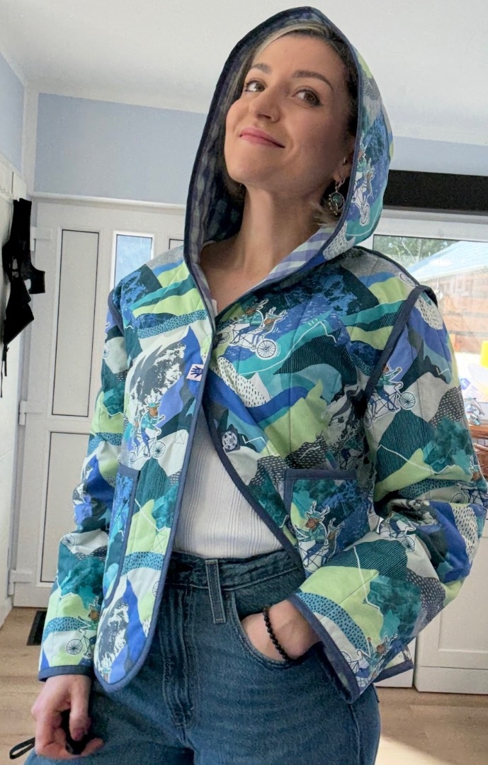 По мотивам фуфайки «Дина» фото