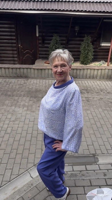 Наряд для Мамочки  на основе блузы Арина