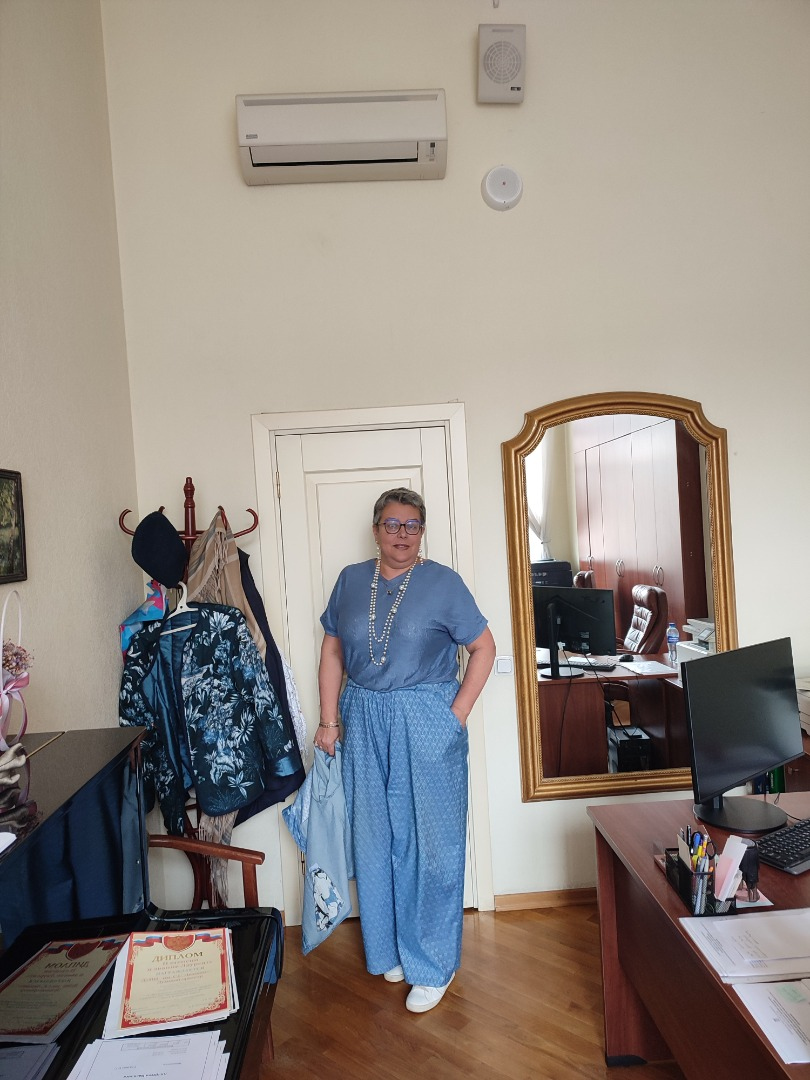 Джинсовый костюм фото