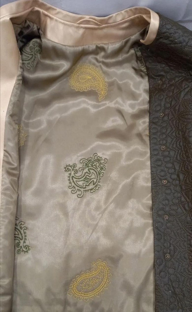 Стёганый жакет из экокожи фото