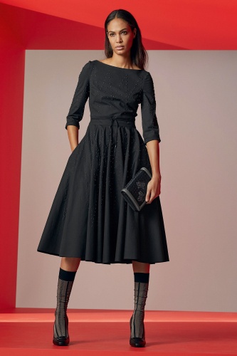 Платье с вырезом «лодочка». Фото-мастер-класс по пошиву