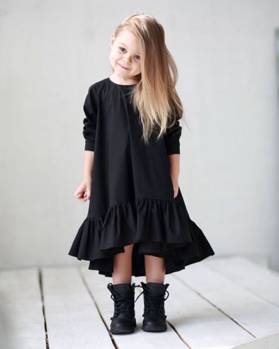 Детское платье с оборкой. Инструкция по пошиву