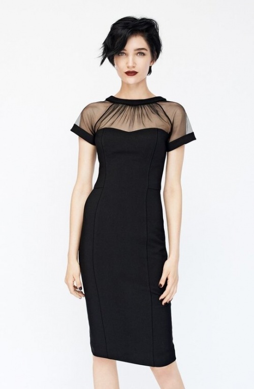 Маленькое черное платье: простой крой, отличный результат
